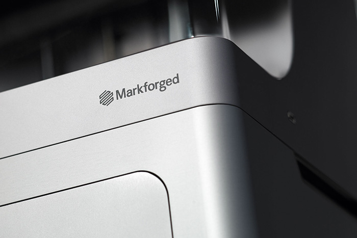 Máy in 3D Markforged